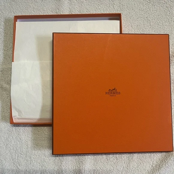 Hermes Scarf Orange Square Box - Picture 3 of 4